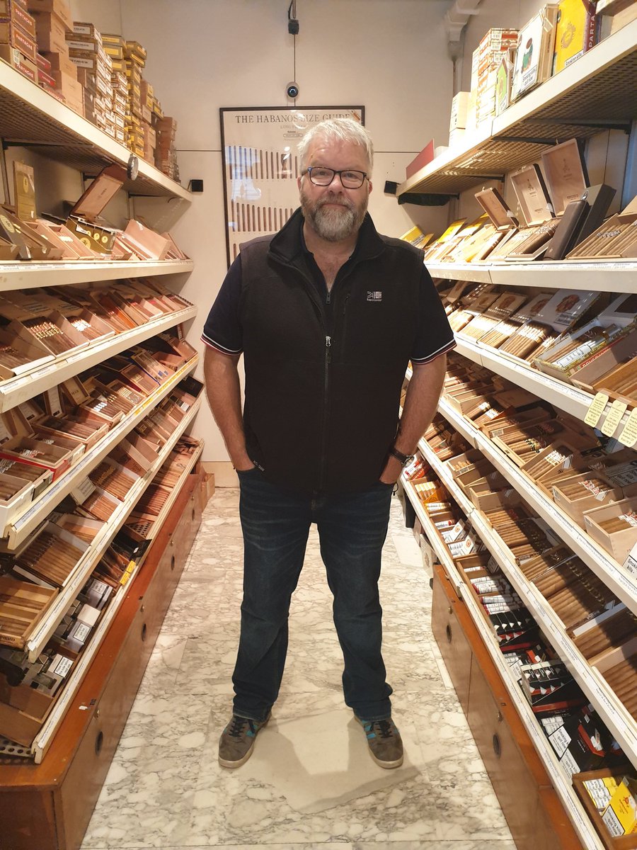 richgage71's tweet photo. Loved visiting @DavidoffLondon today. I was like a kid in a candy store. The staff were amazing. Cant wait to have my cigars. https://t.co/qh7Kk6LSWW