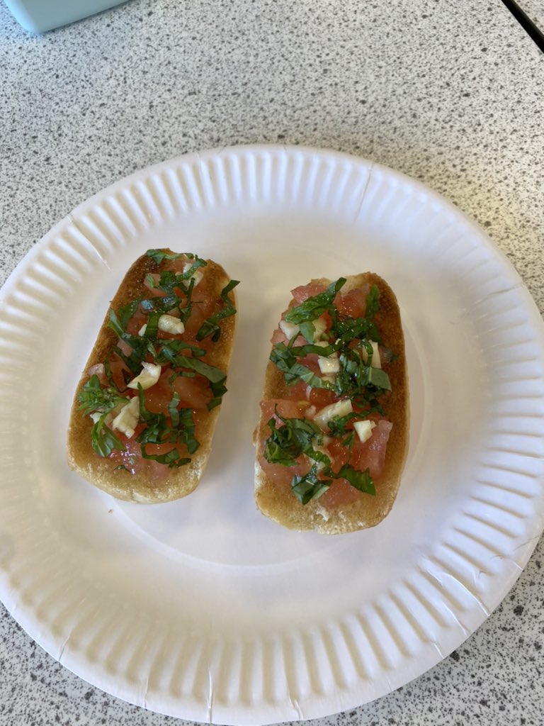 KnoxAcadHE's tweet photo. Today Miss Donald’s and Miss Cochrane’s national practical cookery classes where easing their way back into cooking by making bruschetta 🤤🍅 @knoxacademy #practicalcookery #nationalclass #food #BacktoSchool2021 https://t.co/MqKGWNHtcO
