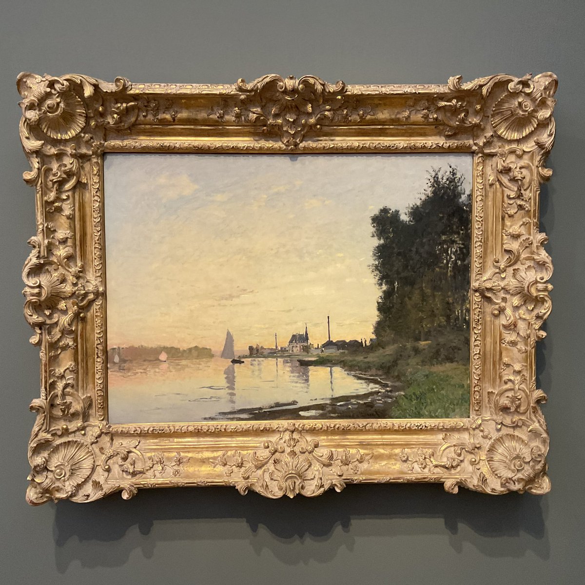 ciaraquill's tweet photo. I’ve died &amp; gone to #Art heaven. Amazing works by #Impressionists, #PostImpressionists #Fauvists here @MuseumBarberini The collection of paintings by #ClaudeMonet is worth the trip from #Berlin to #Potsdam. #SammlungHassoPlattner #HassoPlattnerCollection 🖼 🎨#CiaraInBerlinAug21 https://t.co/jaU6Z4sNjG