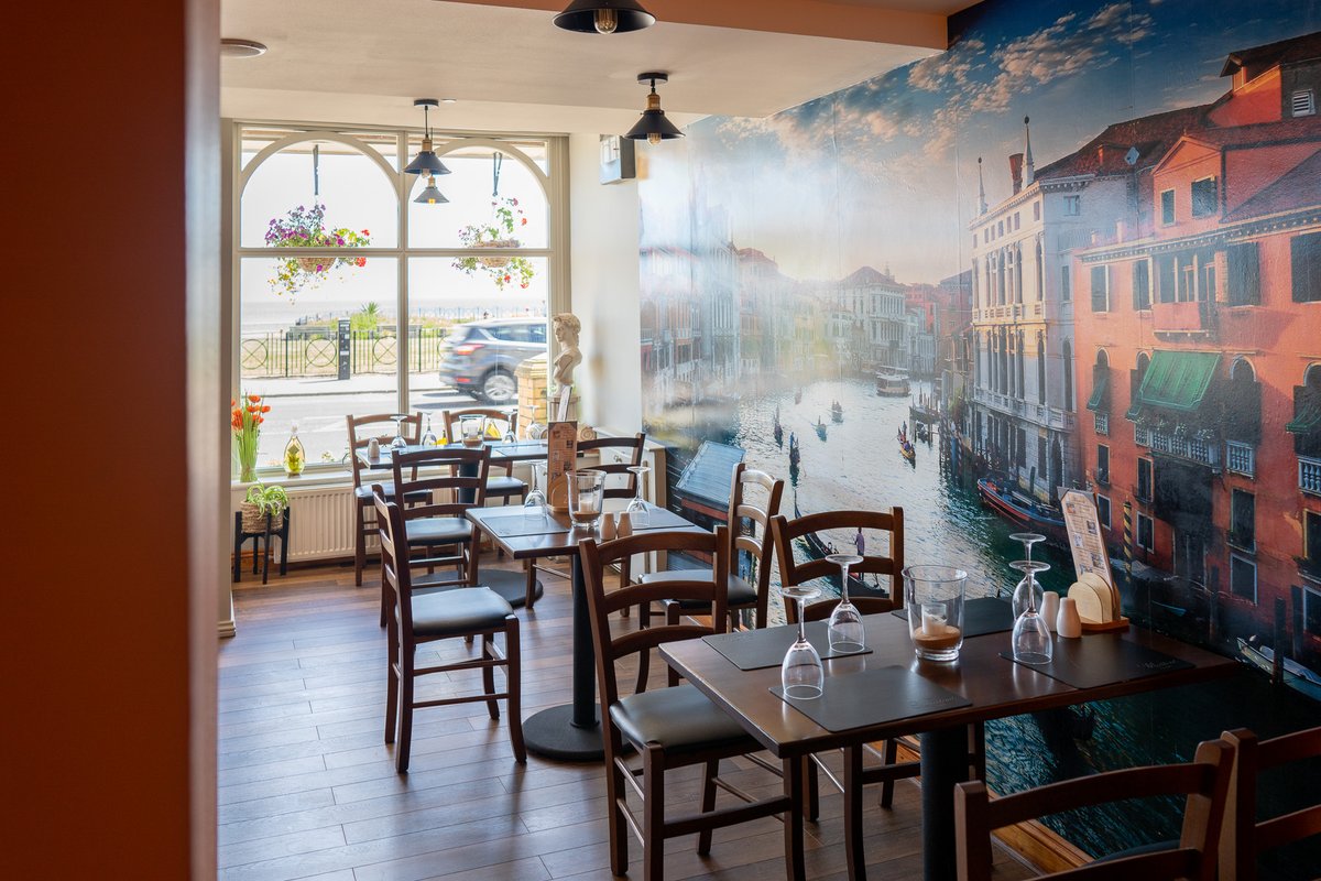 ExploreHpool's tweet photo. There's plenty of #MyHiddenGems to enjoy at Seaton Carew! @FSBnortheast
Matteo's ๐
The Seahorse Coffee Box โ๏ธ
Kitty Bills ๐ธ
#explorehartlepool https://t.co/saDXwZ7iZ6