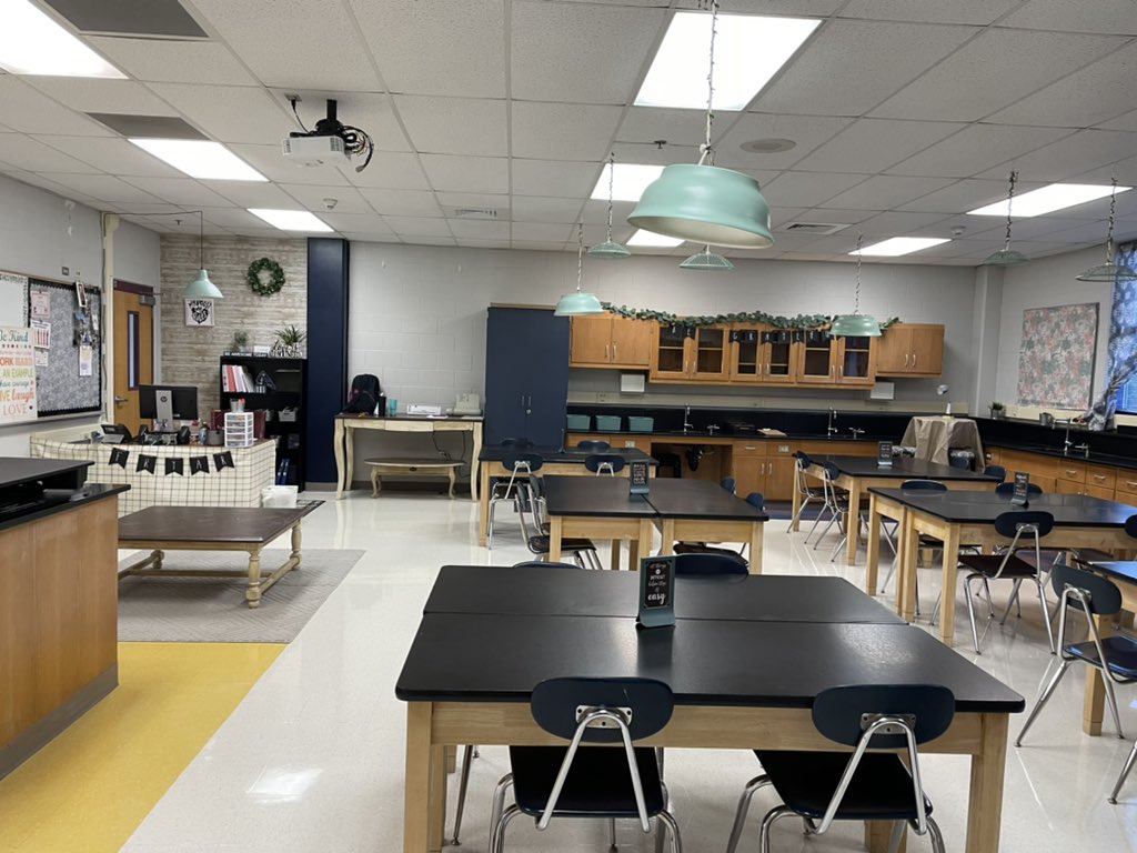CoachFryar's tweet photo. @NISDConnally just about ready to welcome back students! @NISD_PE @NISDWholeChild #healthyhabits #NISDReunited https://t.co/FSWFaFL2K6