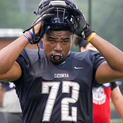 Zach ☔️ tweet media