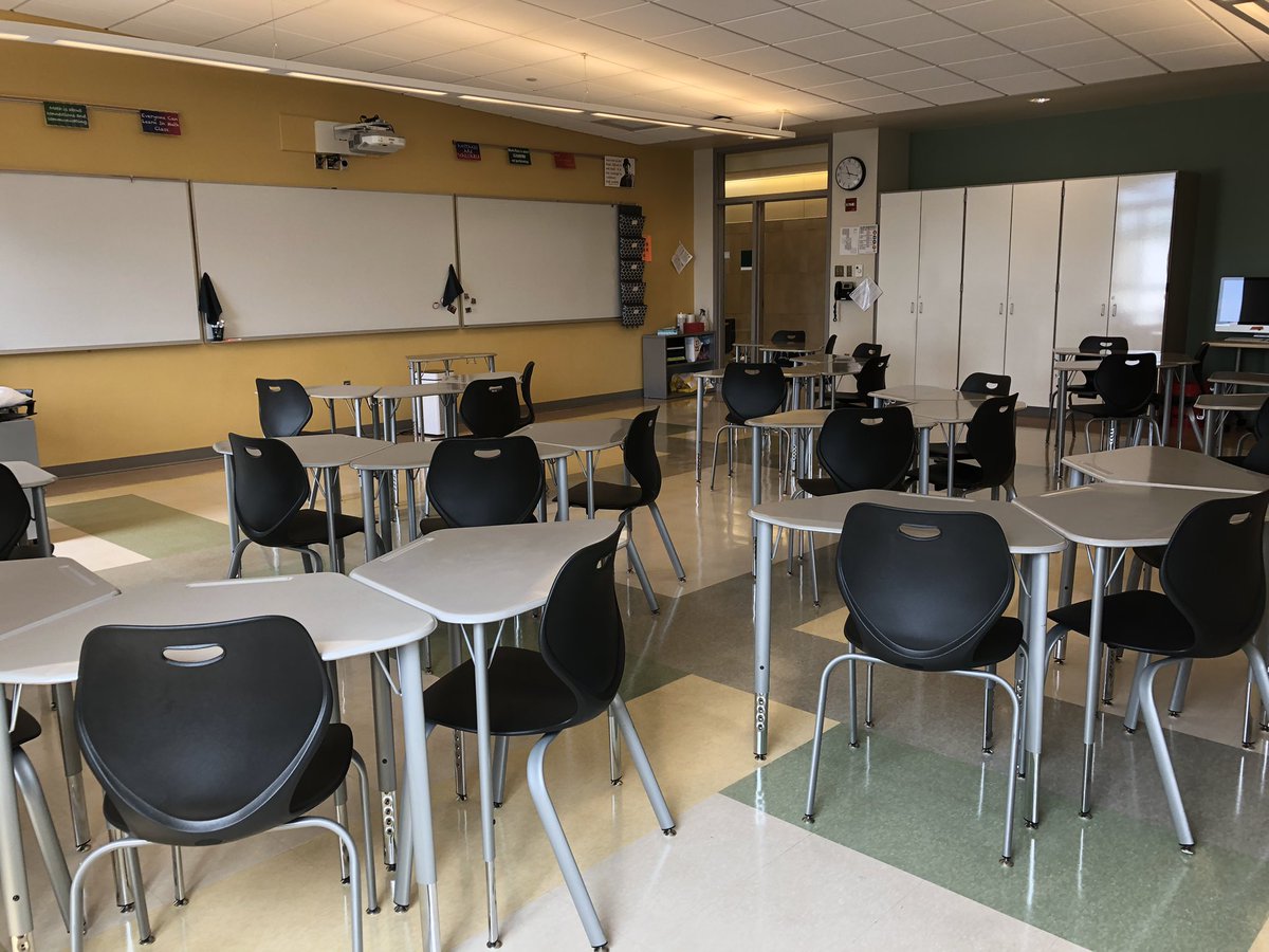 MsRoyGHS's tweet photo. Classroom is officially set up! So excited to start year 6 in two weeks especially with a return to (almost) normalcy. https://t.co/BPvuq3XqMQ
