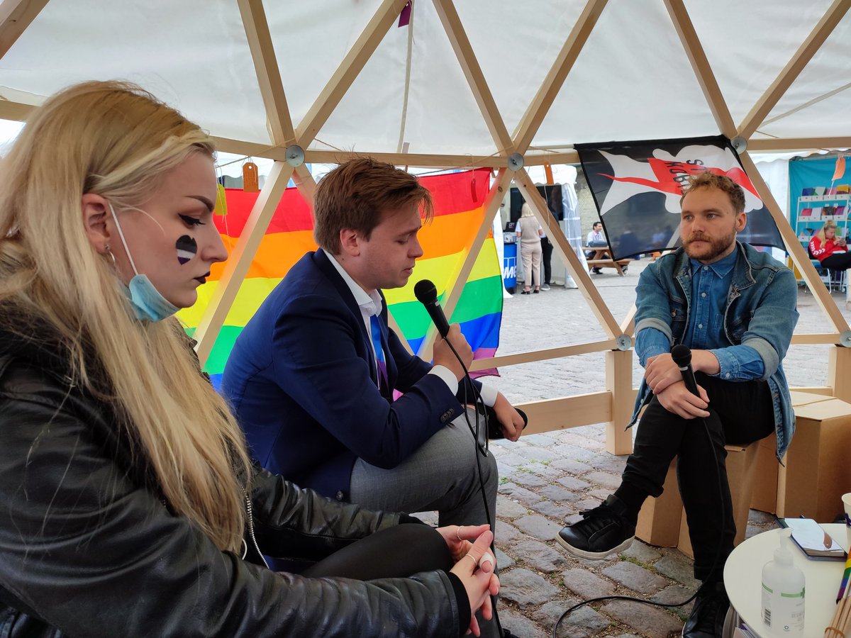 EU_PublicSphere's tweet photo. What we see happening in Poland and Hungary is not only against women and #LGBT, it's against democracy and human rights. Political leaders around the world are scapegoating minorities.
#RememberTour
#EuropeforCitizens https://t.co/wiVloyoxVO