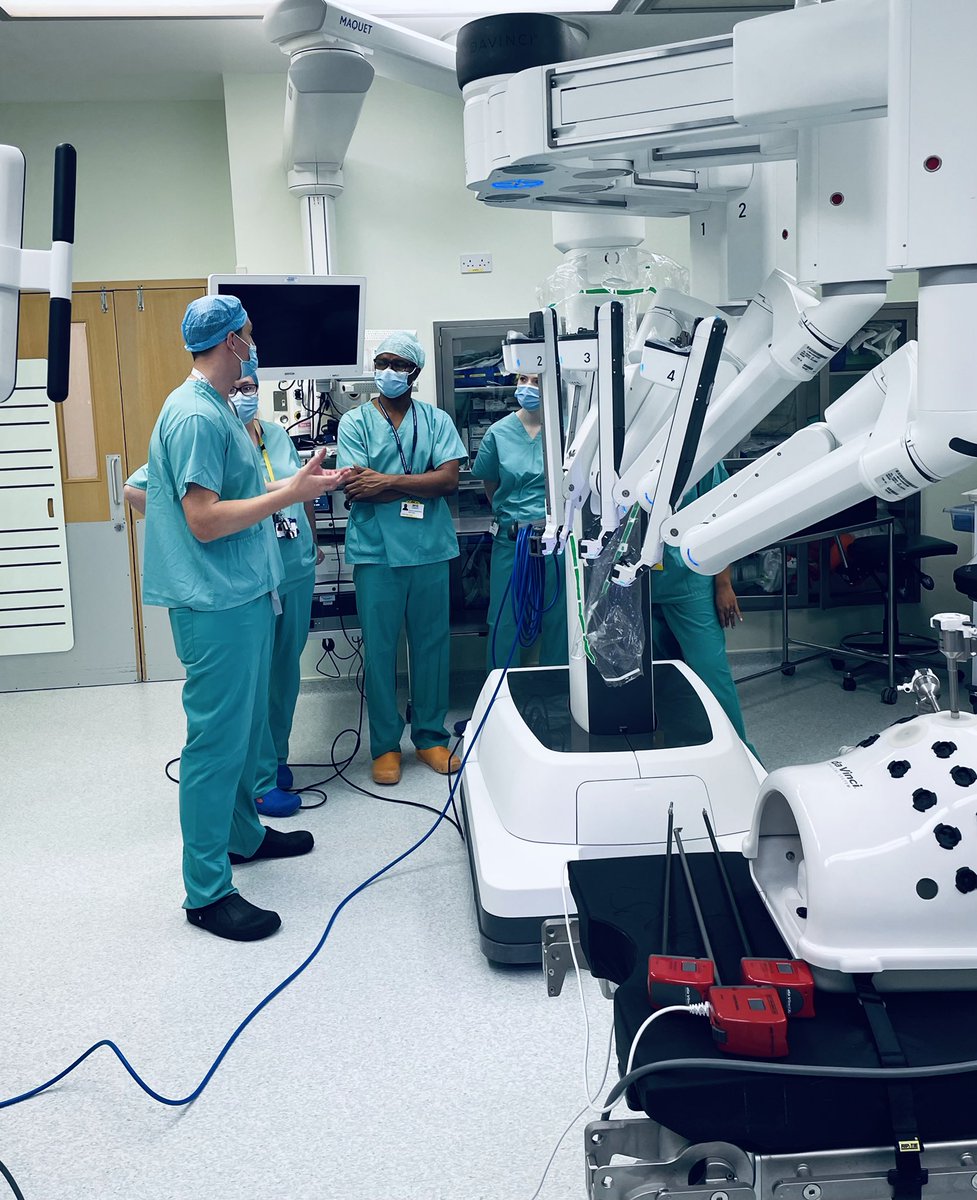 <a href="/NHSLanarkshire/">NHS Lanarkshire</a>⁩ junior and senior middle grades starting robotic training ⁦<a href="/JubileeHospital/">NHS Golden Jubilee</a>⁩ today with ⁦<a href="/IntuitiveSurg/">Intuitive</a>⁩ Great to be strengthening the team, and introducing new people to the robotic technology and techniques. It really is very cool.