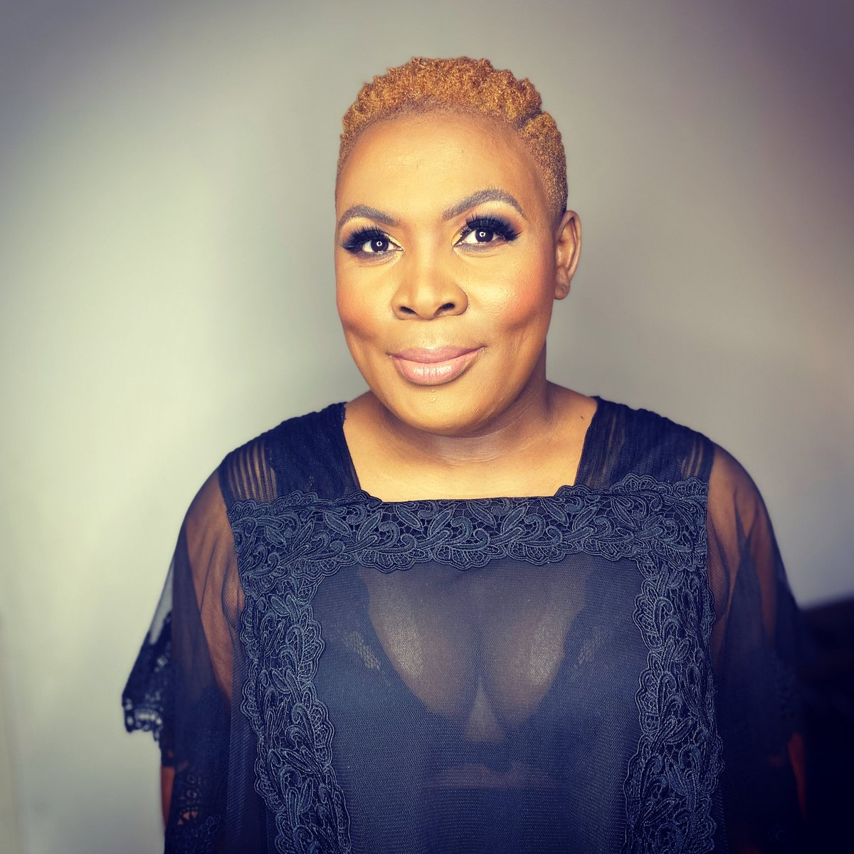 LindiweMatlali tweet picture