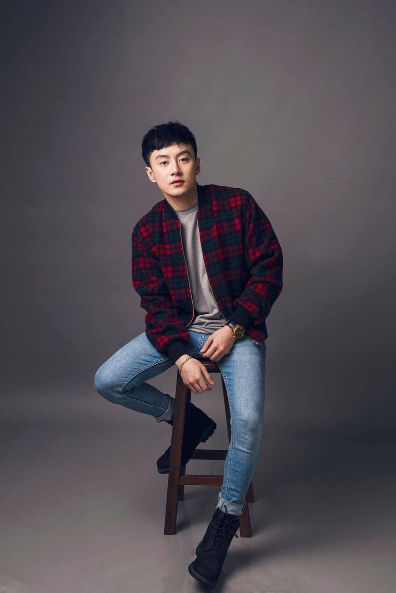 Raymondcauilan's tweet photo. Back to my signature lighting!

#raymondcauilanphotography 
Photography Raymond Cauilan
Model @johnmatthewuy 
Grooming @lionelfabros 
................
DM Me for Photoshoot Inquiries
...............
#mensfashion #menswear #fashionphotography #kpop #portraitphotography #malemodel https://t.co/24aOUCtuUg
