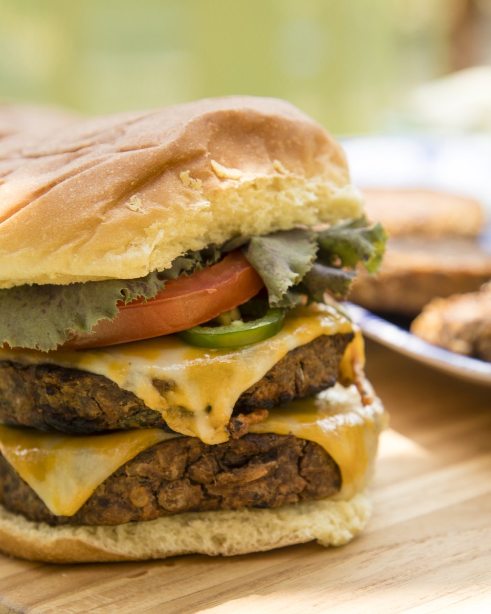 NoBull Burger tweet media