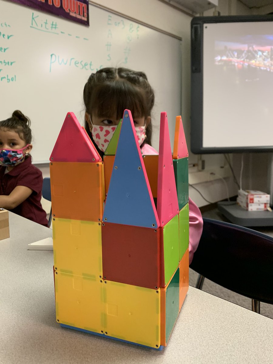 KitElementary's tweet photo. Kindergarten STEAM challenge; Build a tall building! https://t.co/LaaXtqizM1