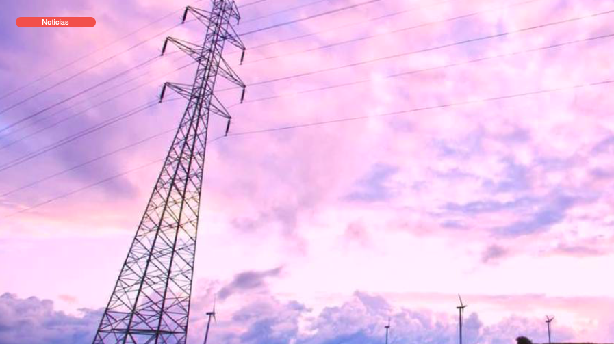 LexLatin's tweet photo. Con apoyo de Barros y Errázuriz y @Mayer_Brown, la compañía de transmisión eléctrica #Interchile realizó la más grande emisión en el sector de energía y servicios públicos en Latinoamérica. Te contamos. https://t.co/5qIVC2ddOp https://t.co/FjH5g5ROBN