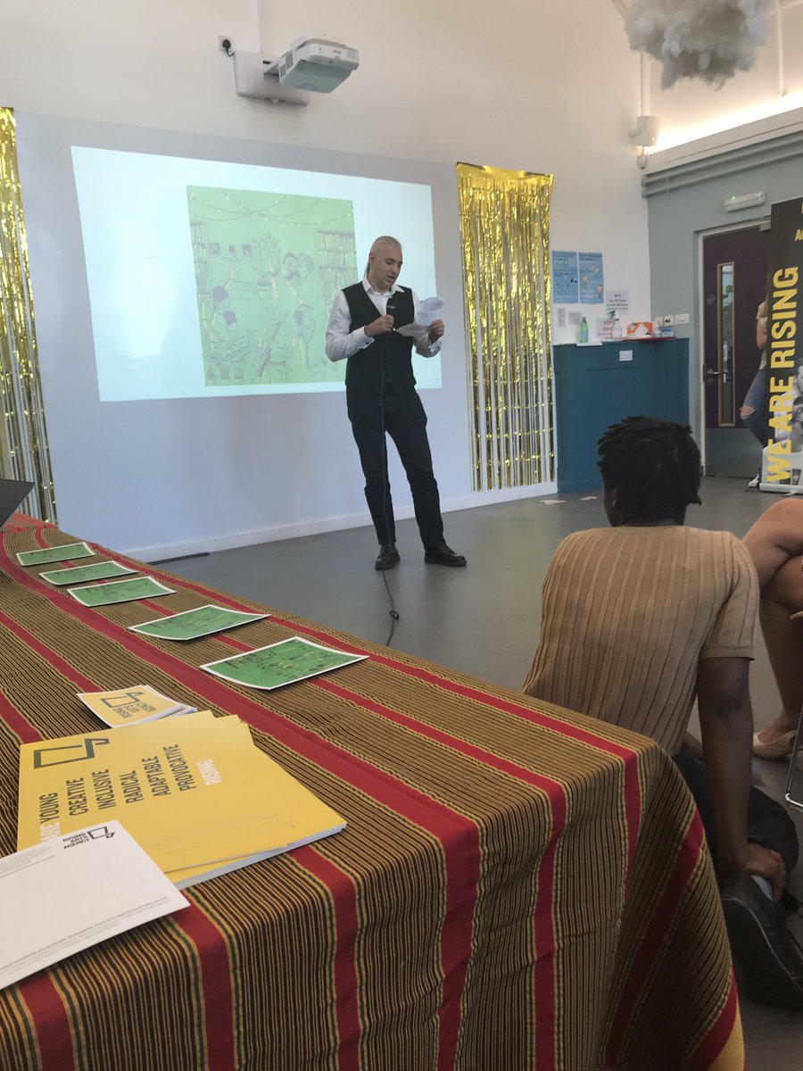 BristolLibrary's tweet photo. Leon from @BristolLibrary talking about #Mylibrarymyspace from the library perspective and quite rightly bigging-up @RisingArtAgency team
@StWerbsCC @Brisarts_events https://t.co/6G8NV99wAq