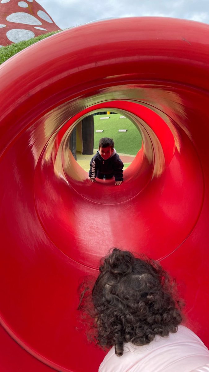 portalthiago6's tweet photo. 📷| Gabriel e Siena aproveitando o passeio a sorveteria e parque de diversões “The Ice Cream Farm”.

📲 juliavigas https://t.co/NiL5Ntigzd