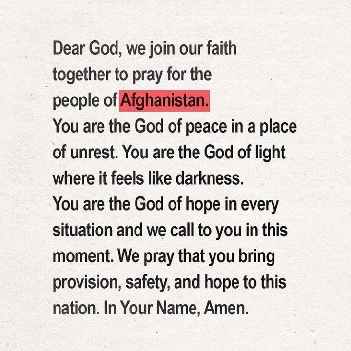 Prince_Juesef's tweet photo. When evil befalls the earth grace will be despensed to cover the earth. So that when everything is falling apart, more grace is falling into place. Let's live with hope that everyday has its own challenges bt everyday comes with its own grace &amp;blessings. Photo by @elevationchurch https://t.co/n2WBY04yIP