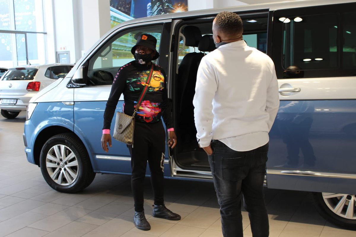 hatfieldvwmel's tweet photo. We had a special visitor at the dealership today ๐ And we made sure to give him a grand tour of the biggest @VolkswagenSA dealership in Africa.
Big ups to youโฆ Material MaThousandโ
#HatfieldVWMelrose #Volkswagen #VW #FunAtWork #Cars #Mathousand https://t.co/QqjYbLiD4u