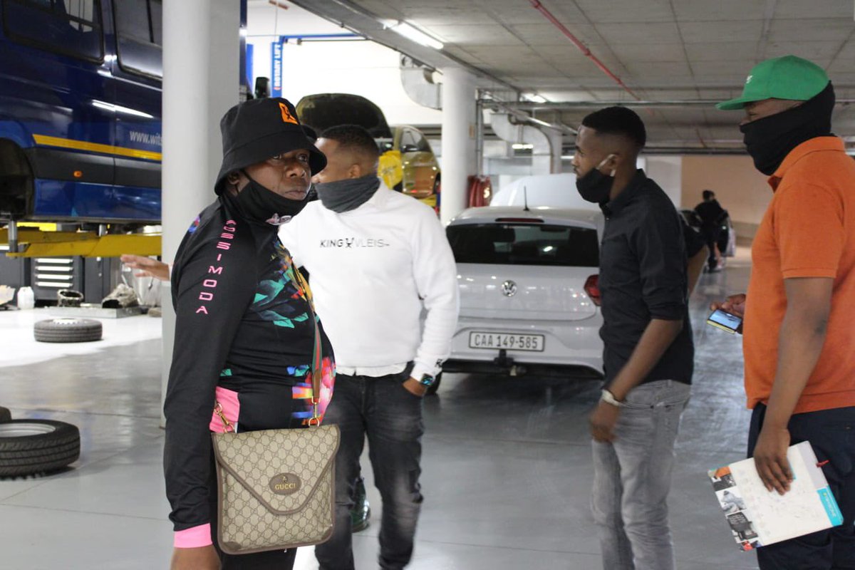 hatfieldvwmel's tweet photo. We had a special visitor at the dealership today ๐ And we made sure to give him a grand tour of the biggest @VolkswagenSA dealership in Africa.
Big ups to youโฆ Material MaThousandโ
#HatfieldVWMelrose #Volkswagen #VW #FunAtWork #Cars #Mathousand https://t.co/QqjYbLiD4u