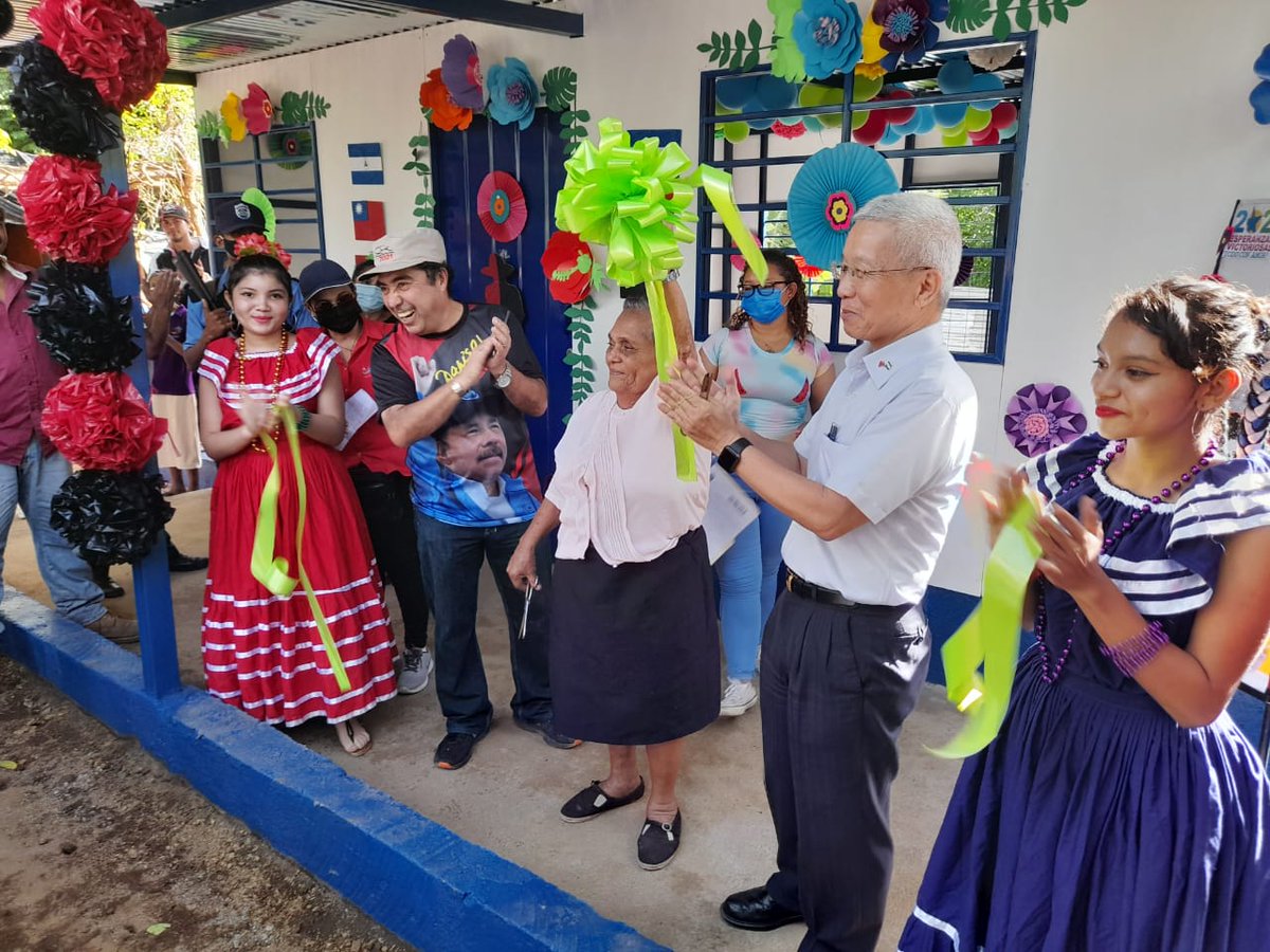 Telmac52's tweet photo. Por tanto amor a su pueblo,nuestro presidente obtiene el respaldo y la victoria del FSLN el próximo  7 de Noviembre.
@Telmac52 
@Telmac52 
@NicaraguaCuenta 
#UnPuebloQueVence 
#Nicaragua 
#18DeAgosto2021 https://t.co/uoTcgoDXAj