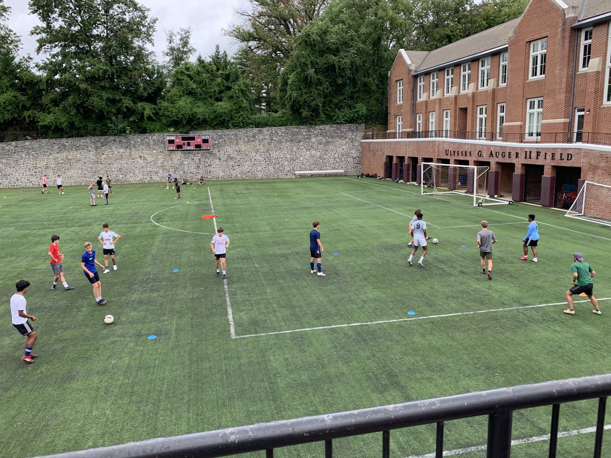 WISRedDevils's tweet photo. Hooray - our student-athletes are back on the Tregaron campus! #WISUpperSchool soccer and volleyball practices started this week; other fall sports will begin in the coming weeks. We look forward to the return of #PVAC competition this fall as well.
#WISAthletics #FORZAWIS https://t.co/nFurUIPL0Q