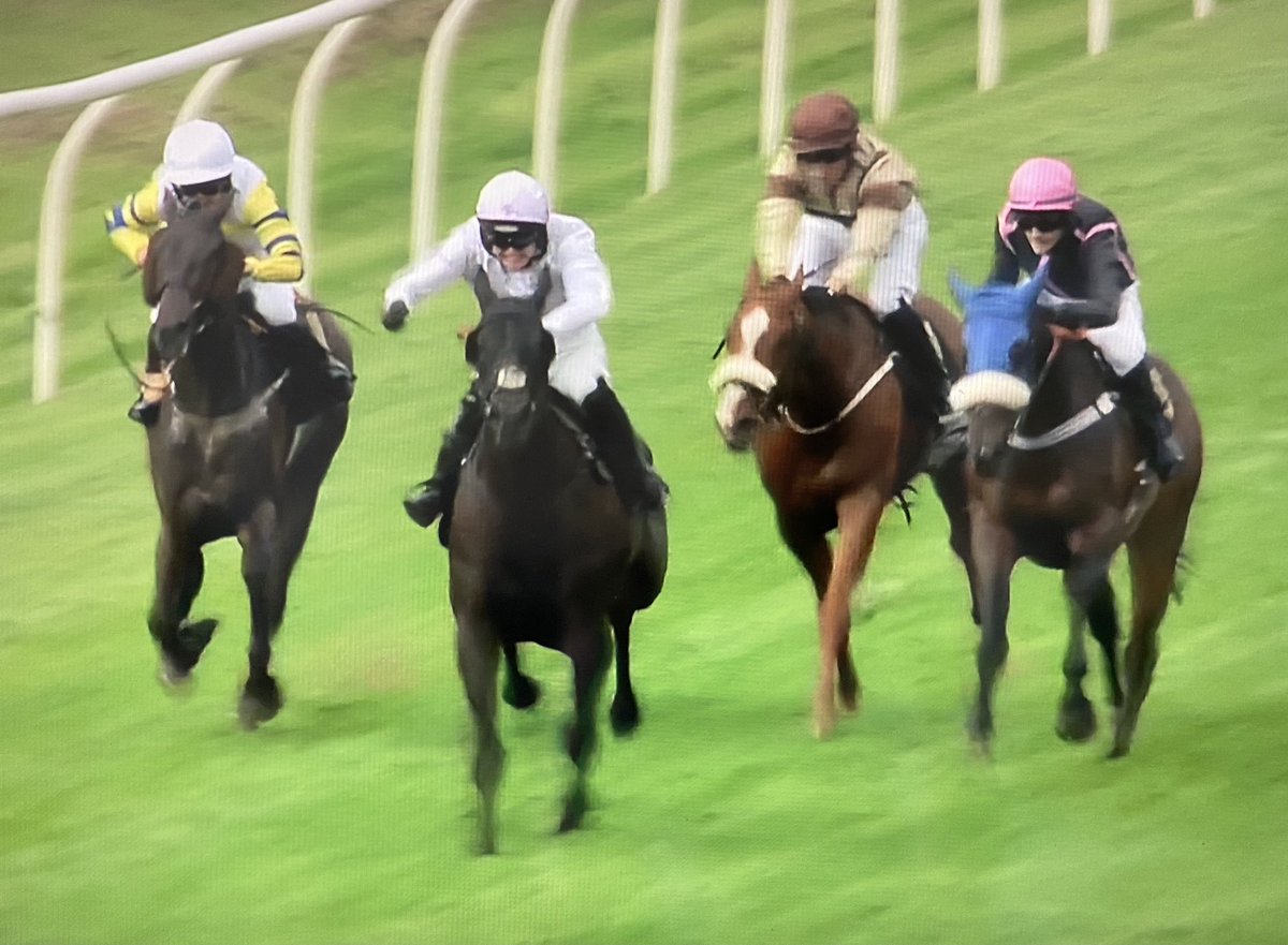 amajox's tweet photo. Congrats @amajox #LukeScott WINS @CarlisleRaces #Zealous @AWhillansRacing #12ran #topride #topjock 🏆👌👏👏👏👏👏 https://t.co/5JtJYvO7U8