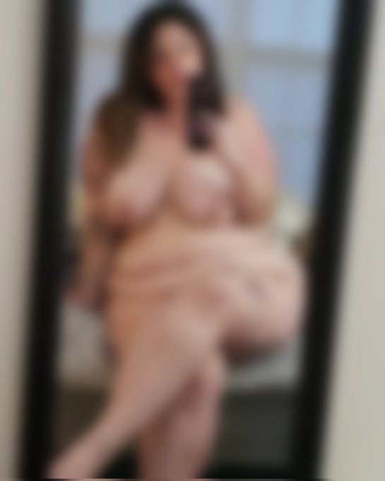 Mistress Kimberly Killjoy’s pics and videos