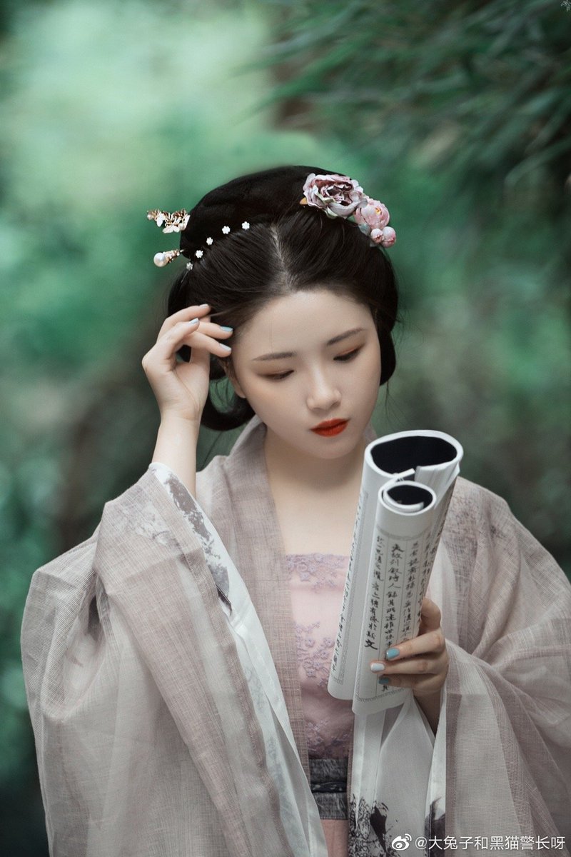 damingwangchao2's tweet photo. 汉服日常↓

倾心相待💞

#汉服挑战 #hanfu https://t.co/EIAjZV3OL3