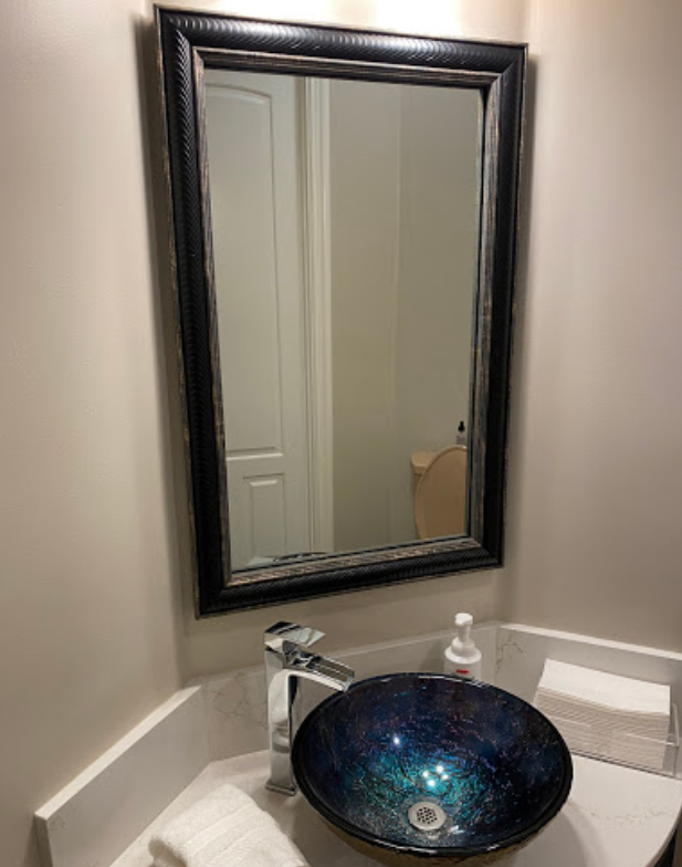 MirrorChic's tweet photo. Do you have ugly bathroom mirrors? Installing a custom designer bathroom mirror makes a huge difference! Easy DIY, installed in minutes.

https://t.co/xCmRrxO0Vd

#bathroommirror #mirrorframe #DIY #bathroommakeover #bathroomreno #bathroomupdate #bathroomrenovation #interiordesign https://t.co/CGg9r6FZIx