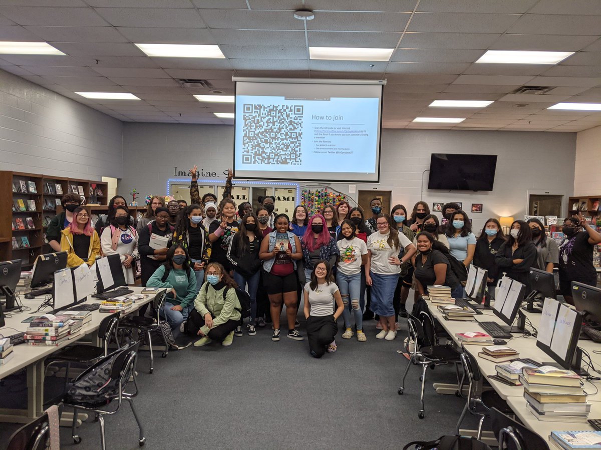 So many AMAZING <a href="/LHSintheNews/">LaVergne High School</a> students showed up for yesterday's <a href="/ProjectLITComm/">Project LIT Community</a> interest meeting. It's going to be a beautiful year of discussing meaningful books and sharing the #LitLove in our community! ☑️ out these leaders! 💙📚💙 @ErinLHSmedia <a href="/MrsDohELA/">Heaven Doh</a>