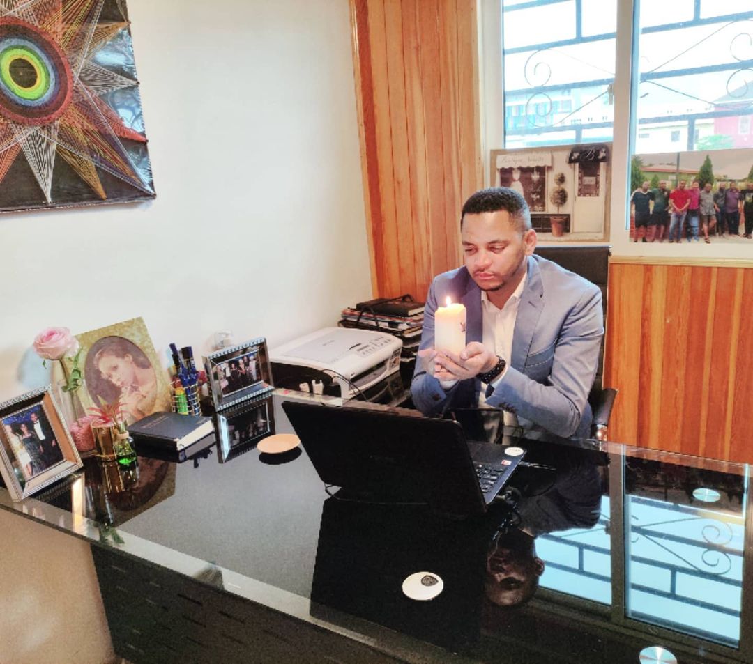 Mis oraciones Para Afganistán, Haití y Lebanon. Dios Padre  ilumine tu luz, amor  y misericordia en estos momentos difíciles 🙏🕯️