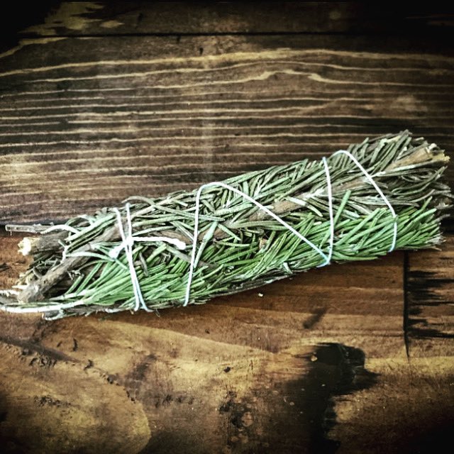 Did you know that we #flambé #sage and #rosemary for our #Flora #Eden? A #beautiful #cocktail made with Havana #Rum, Green #Chartreuse, #Citrus and Rosemary #syrup 🍸 
.
.
#FloraIndica #Humpday #HumpdayTreat #Cocktails #Drinks #MidweekDrinks #Mixology #SouthKensington #EarlsCourt
