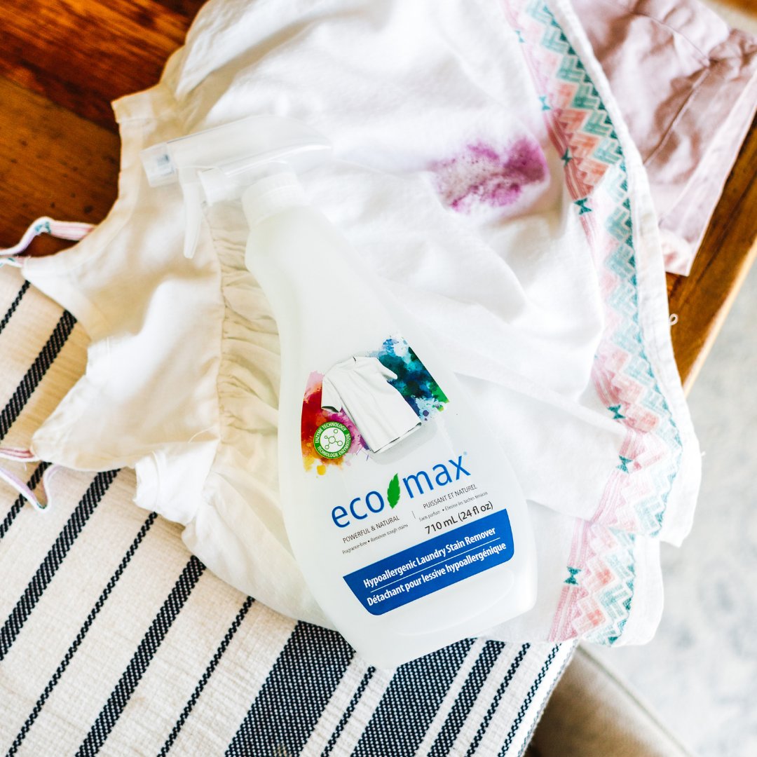 ecomax's tweet image. Wait a minute!✋👉 Before you break out the bleach for those near-mouth misses, why not try something safer? #bleachfree #laundryday bit.ly/2RJZfA3