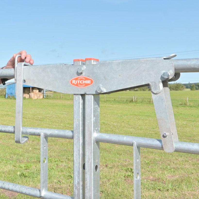 ritchieAgri's tweet photo. The Ritchie Lift N Slide Gate Hasp is ideal for fast field access.
#Ritchie #GateHasp #FarmSafety #FarmingUK https://t.co/oIsku3HiAz