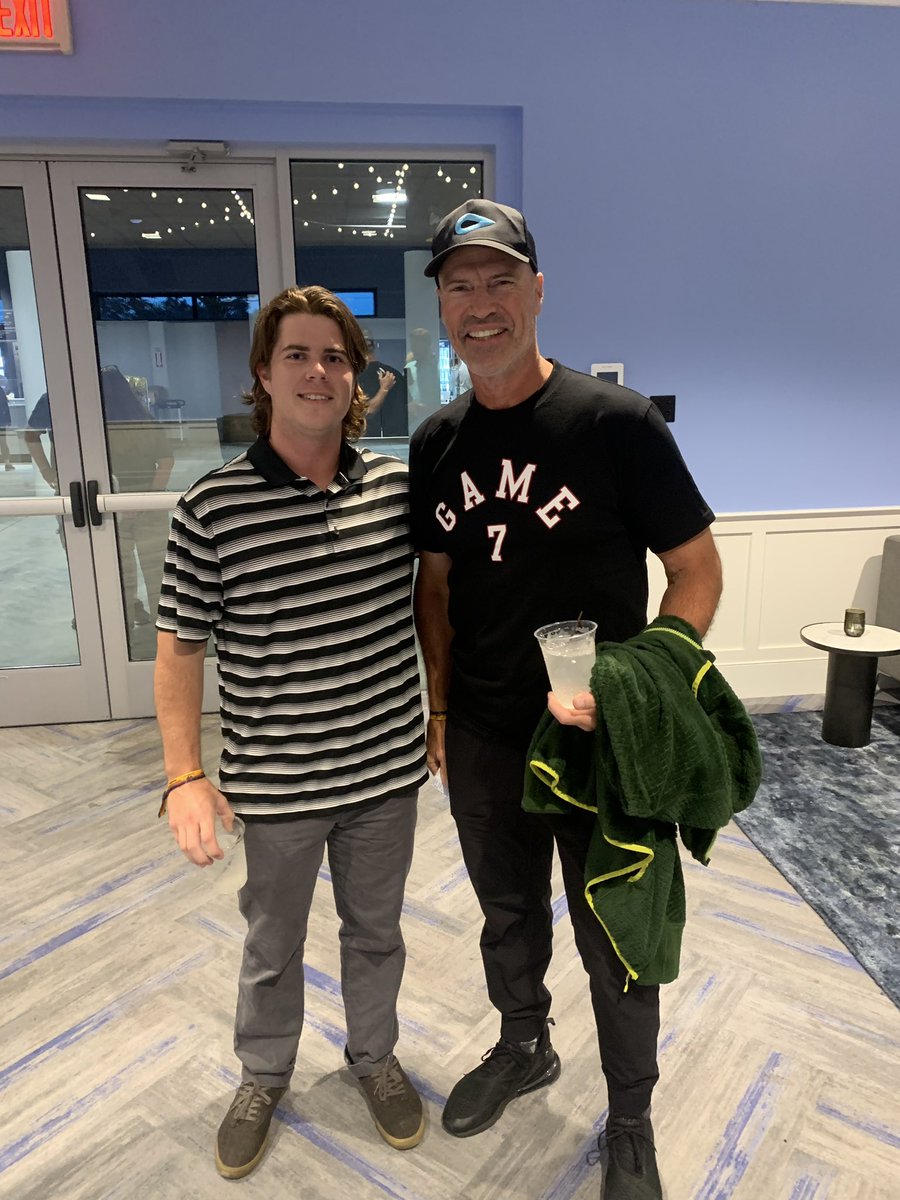 goodmanstraps's tweet photo. New profile pic #sike #lookshorter https://t.co/6r5y5Gdmcs