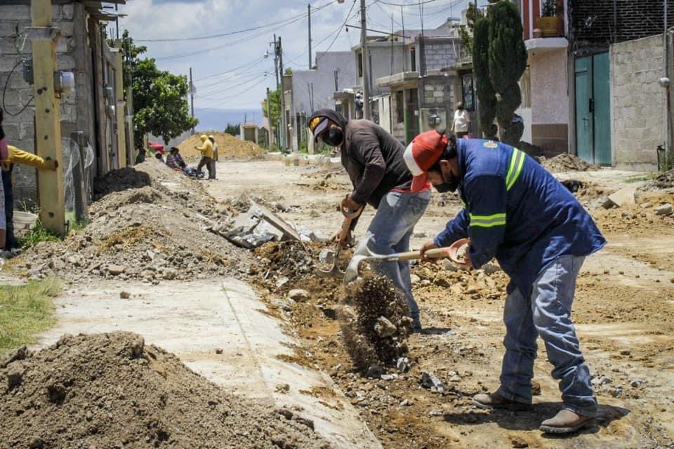 enfasisnoticias's tweet image. #Tulancingo | Iniciaron los trabajos de construcción del #techado de la Cancha de Usos Múltiples en el Parque Urbano Napateco
Además de la #pavimentación con concreto hidráulico en la colonia #Napateco

#Hidalgo #NoticiasÉnfasis 
📸 @MarquezAJorge