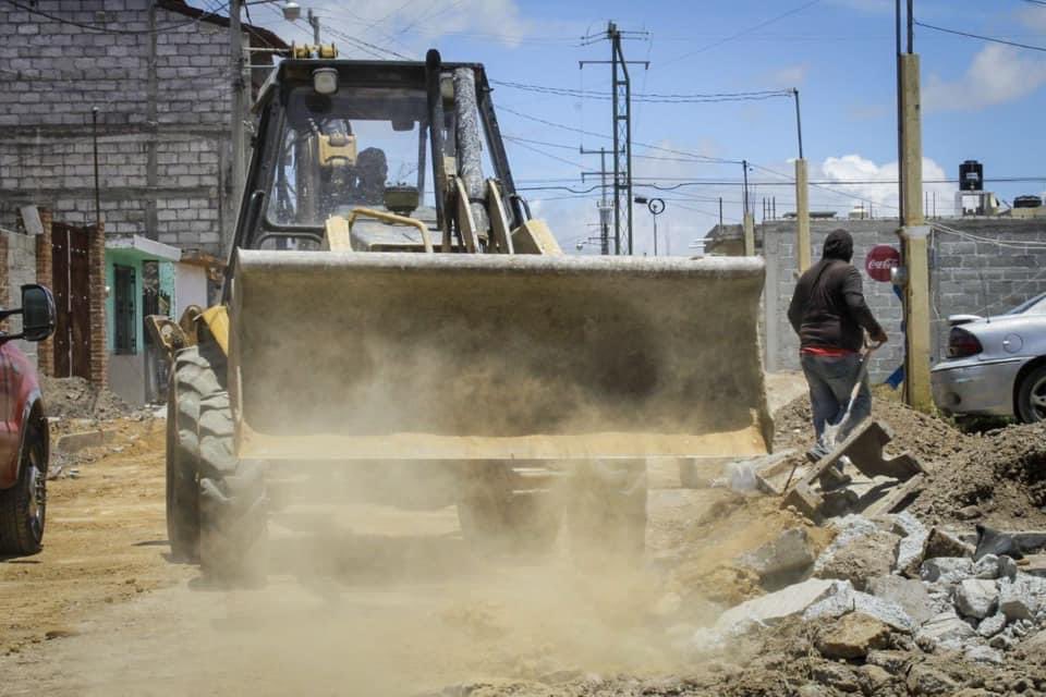 enfasisnoticias's tweet image. #Tulancingo | Iniciaron los trabajos de construcción del #techado de la Cancha de Usos Múltiples en el Parque Urbano Napateco
Además de la #pavimentación con concreto hidráulico en la colonia #Napateco

#Hidalgo #NoticiasÉnfasis 
📸 @MarquezAJorge