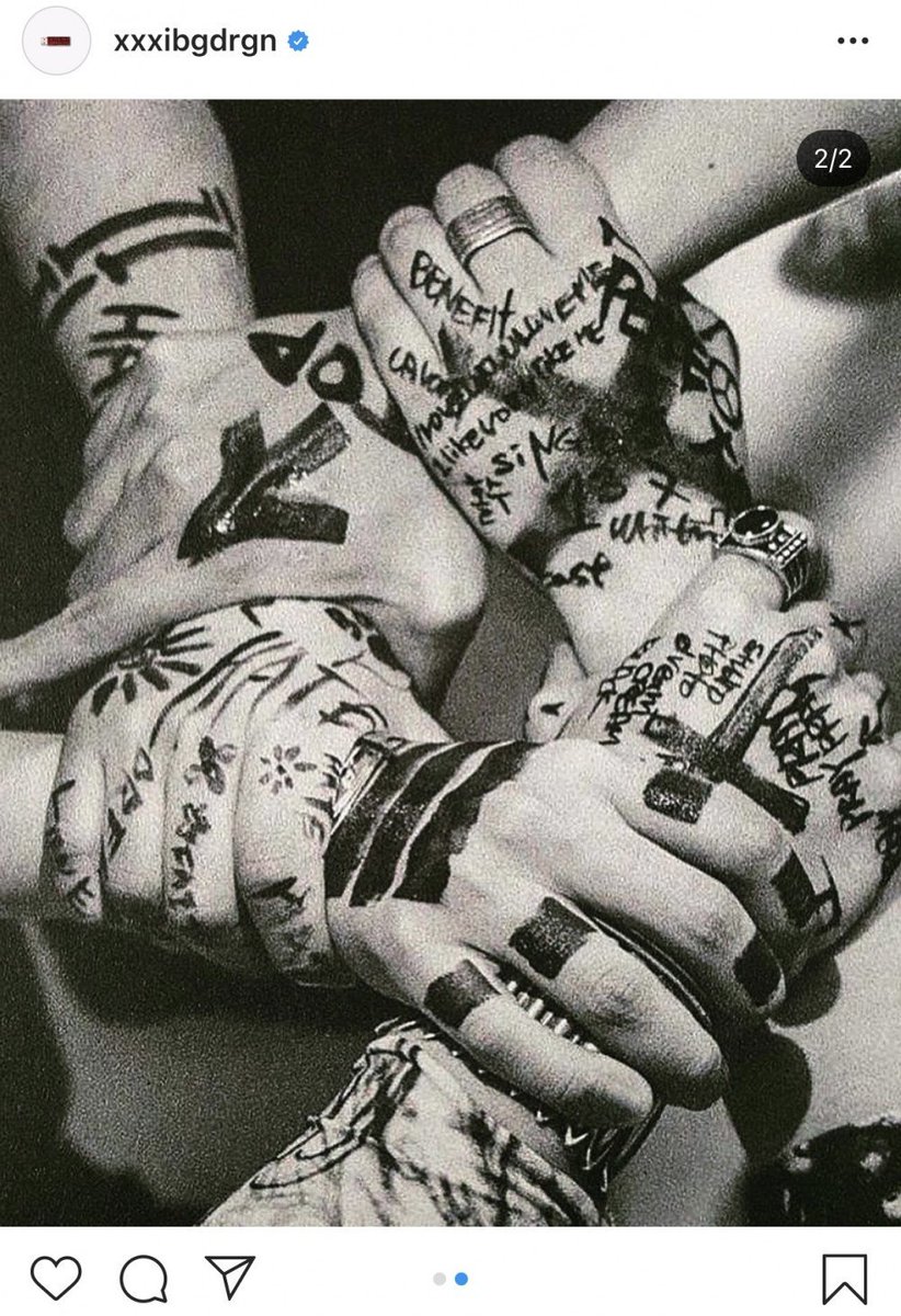 lhviiiviii's tweet image. I hope someday this will happen again and my five men will shine on stage together and happy.
15 YEARS MAKING HISTORY 💛 #15YearsWithBIGBANG