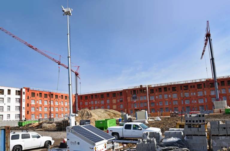 ParSecurity's tweet photo. If you run a construction business, you must realize the importance of construction site security to reduce theft, improve workplace culture, and increase employee security. Read our most recent blog post today... https://t.co/bXNBWAU72j

#construction #security #surveillance https://t.co/jboTEs203c