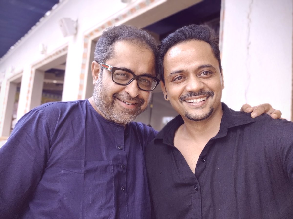 amitosh nagpal (@amitoshnagpal) on Twitter photo Waqt kam tha aur yeh khwahish, ki kuch der aur baat ho...
Kisi kahani mein hum dono ke kirdaar the, chalo accha hai jis bahane bhi mulaqaat ho. <a href="/SumanGhosh1530/">suman ghosh</a> Waqt kam tha aur yeh khwahish, ki kuch der aur baat ho...
Kisi kahani mein hum dono ke kirdaar the, chalo accha hai jis bahane bhi mulaqaat ho. <a href="/SumanGhosh1530/">suman ghosh</a>
