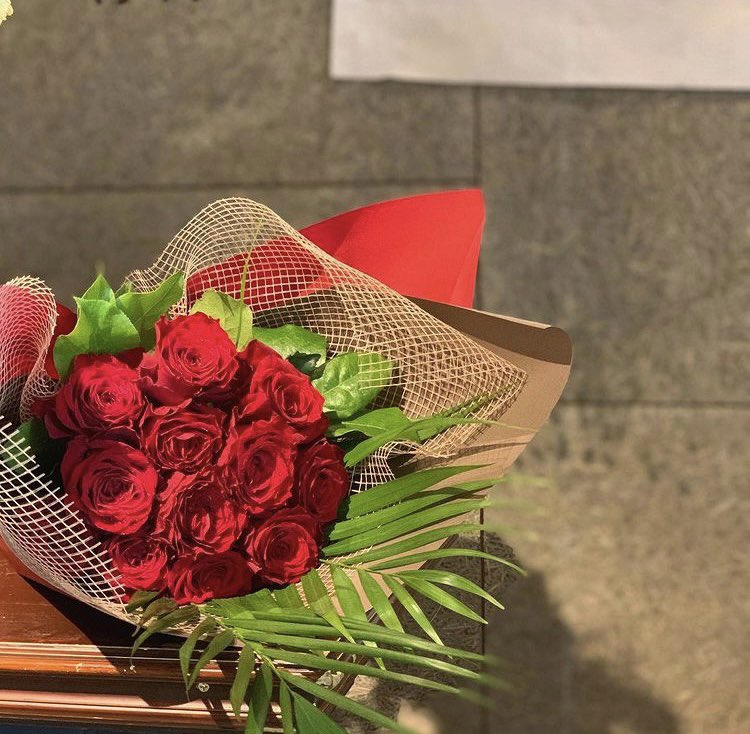 mourisenseiAND's tweet photo. プロポーズしました
俺の残りの人生全て捧げます
🌹🌹🌹🌹🌹🌹🌹🌹🌹🌹🌹🌹 https://t.co/eKjnfcccFV