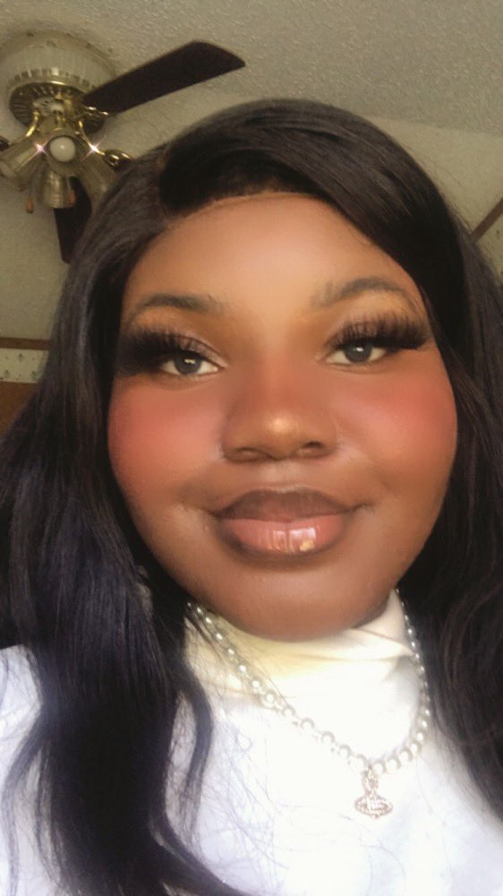 StoryWorksPlays's tweet image. StoryWorks is proud to announce that Aaniya Hoskins is the recipient of our inaugural StoryWorks Scholarship. Aaniya joined StoryWorks with the cast of Wade Through the Waters and was a member of our Teen Theater Company. 🎉🎉