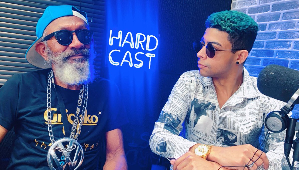 EversonZoio's tweet photo. Hoje minha conversa no #hardcast é com um cara totalmente diferente do que você já viu, converso hoje com José Oliveira , 16 anos que mora na rua e vai contar um pouco de sua vida e história de vida
https://t.co/CejPwaKXu7 https://t.co/Groc4uCLS3