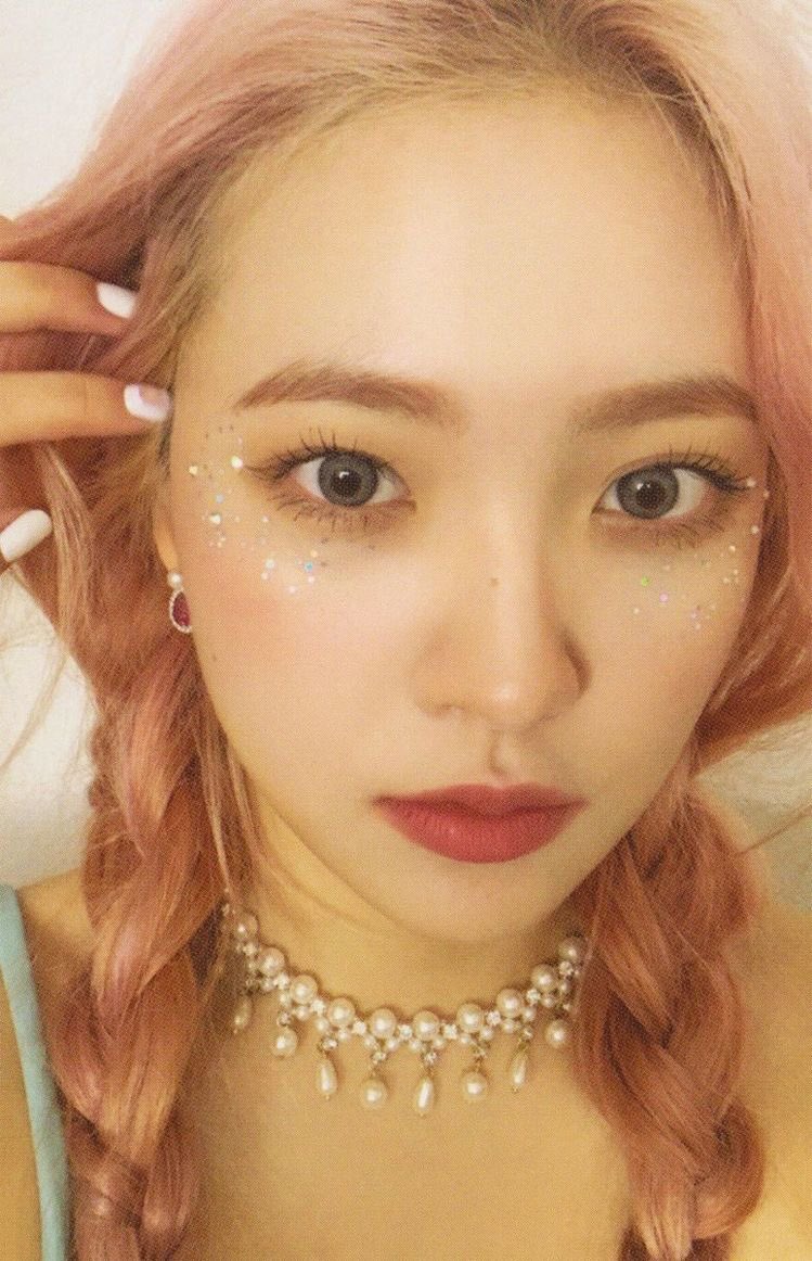 yerifolder's tweet photo. psycho                               queendom https://t.co/qZZ6LJL4y6