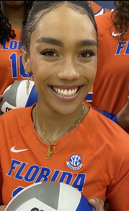 Mary Wise tweet media