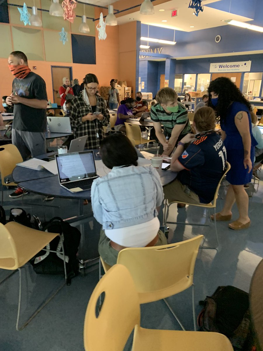 DebraPendley's tweet photo. Hawks soar together!!! Staff opening day @RiverviewHawks with @WolfofRiverview leading the charge. What a great beginning to a great new year! #Cues #HamiltonCountyESC #iamcps https://t.co/ru8Wpkmh2E