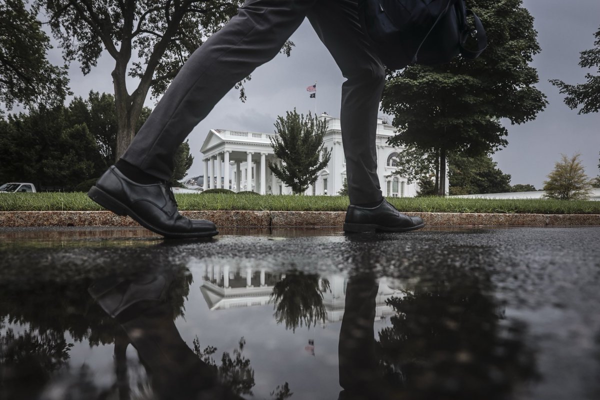 Suited and booted. I get the White House Puddle treatment from the talented ⁦<a href="/oliverzero/">Oliver Contreras</a>⁩