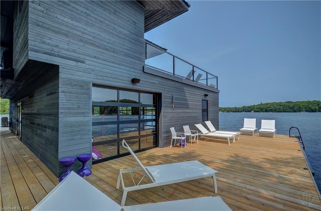 Displaying unmatched craftsmanship and design, this dreamy lakehouse boasts the most stunning water views imaginable. 

Listed by Maria Tingey at <a href="/johnstondaniel/">Johnston & Daniel</a> 

bit.ly/2W1dn9U