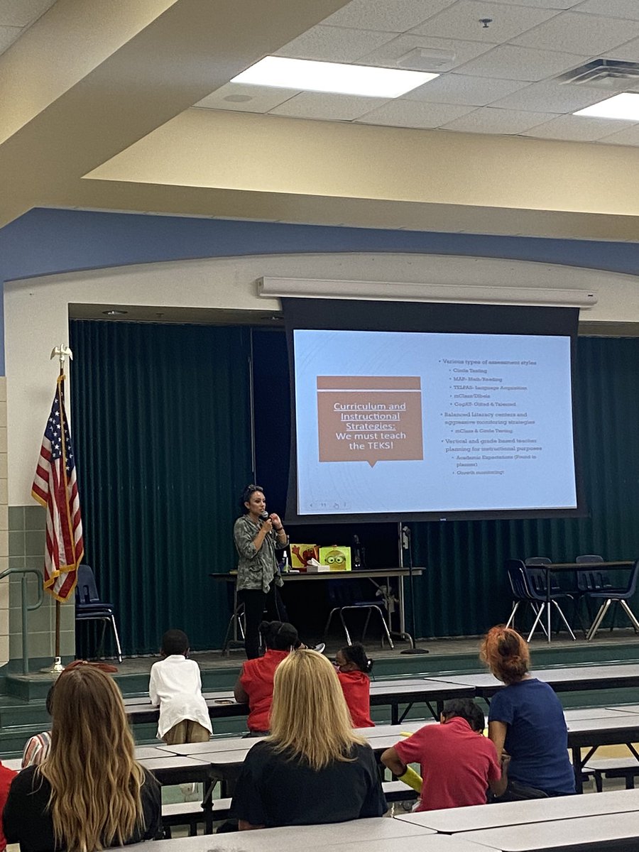 mswilsonmed's tweet photo. Learning about Title I in English and Spanish @Pearson_Ponies !!! Meet the Teacher for each grade level makes it individual and beneficial!!! 🔴⚪️⚫️🐎🐎 Pearson has had 4 of the 8 total Title I meetings for the Fall 2021 school year! @gisdnews https://t.co/MQuz4Mh5Zq