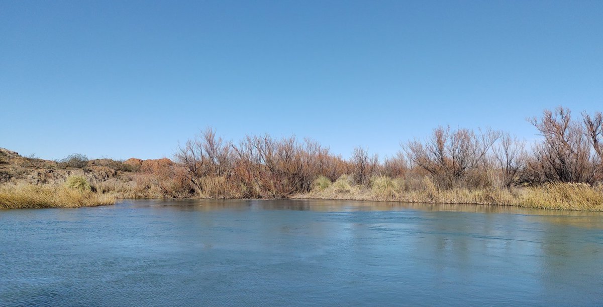 MaruOrtizTw's tweet photo. 💦 Apertura de compuerta en #BocaToma 
Muy de a poco comenzarán a llenarse de agua los canales de riego...la venas del #VIRCH
📌 Próximamente todos los detalles en #JornadaPlay https://t.co/2cxXAh0rkt