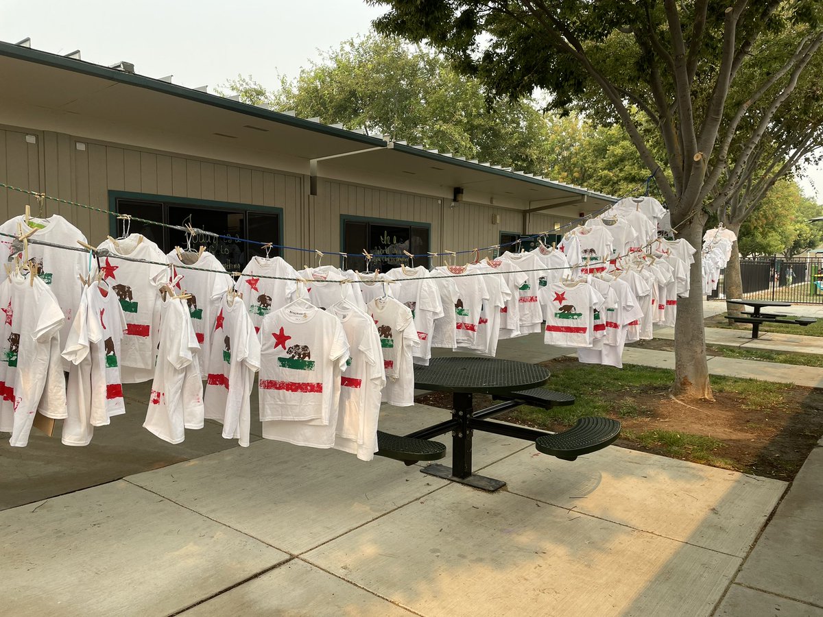 GarinFab4th's tweet photo. Garin 4th graders had a great time making their CA Flag shirts today! Thank you to our awesome parent volunteers! We couldn’t have done it without you! #TheGarinWay #WeareBUSD https://t.co/p7fw610l8F