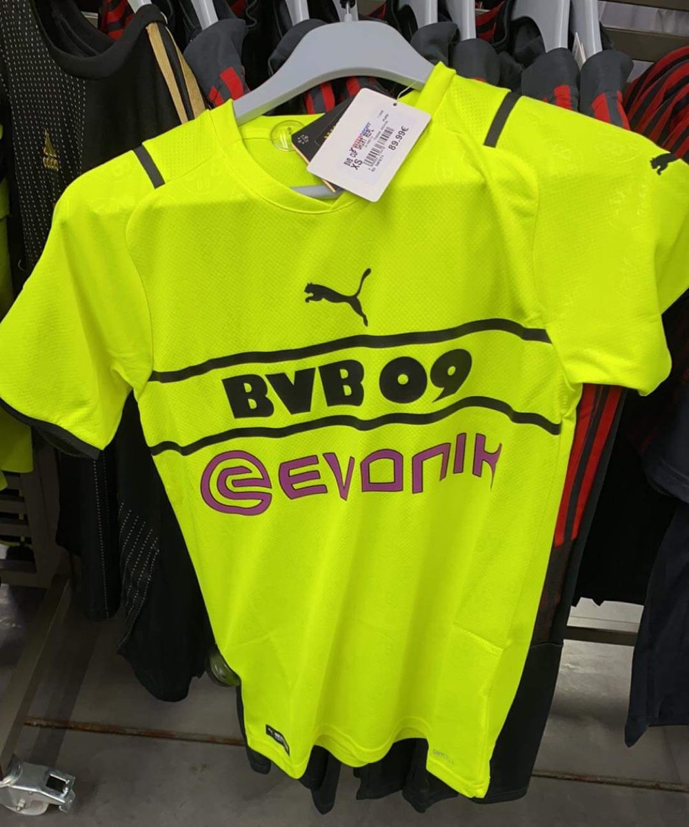 Borussia Dortmund 2021-22 Cup Kit