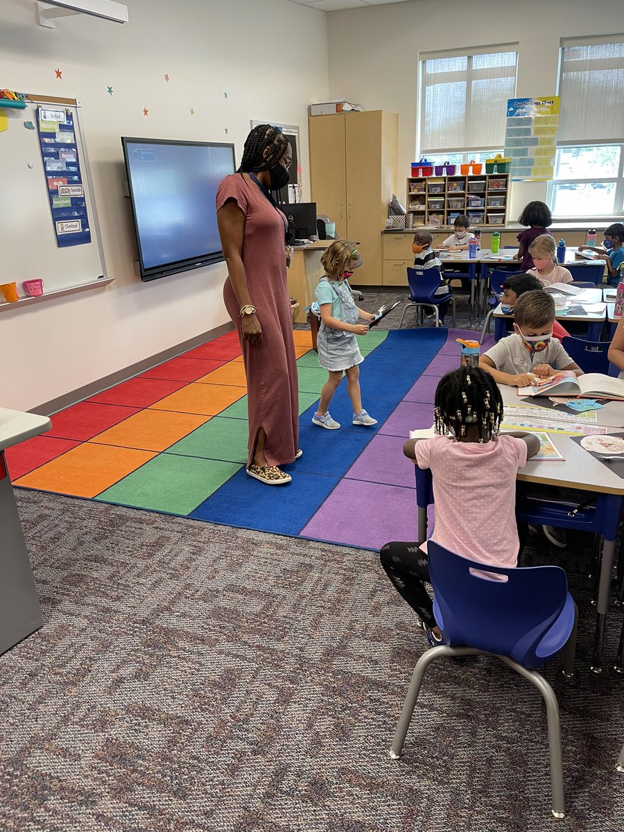 FCPSAchievement's tweet image. Sugarloaf had an organized lunch shift and happy students in their classrooms! Thanks @MrsWorkingFCPS teachers and students alike simply excited to be back at it! #FCPSLeads #FCPSBackToSchool