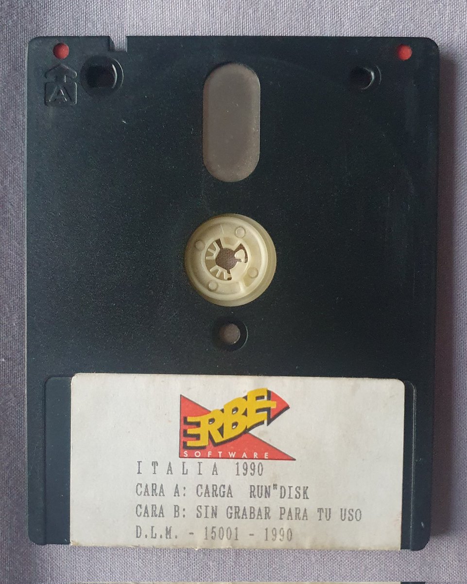 Italia 1990, un grandisimo juego de fútbol del mundial celebrado en Italia. Grandes recuerdos de partidazos, golazos, paradones... Duelos épicos con los amigos y el bocata de nocilla. #RETROGAMING #sports #worldcup #nostalgia #retrogames